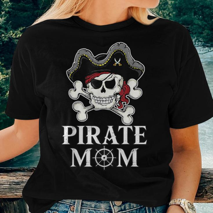 Pirate Mama Costume Jolly Roger Crossbones Pirate Mom Women T-shirt Gifts for Her