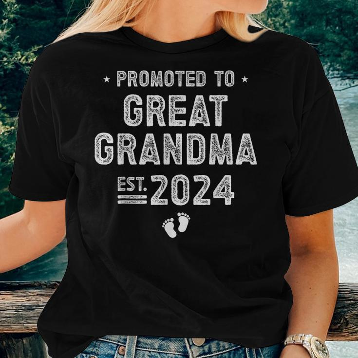 Promoted To Great Grandma 2024 Soon To Be Great Grandma Women T-shirt Gifts for Her