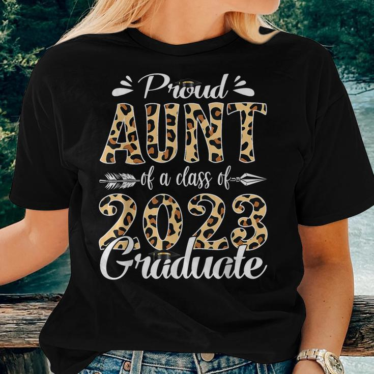 Proud Aunt Of A Class Of 2023 Graduate Leopard Senior 2023 Women T-shirt Gifts for Her