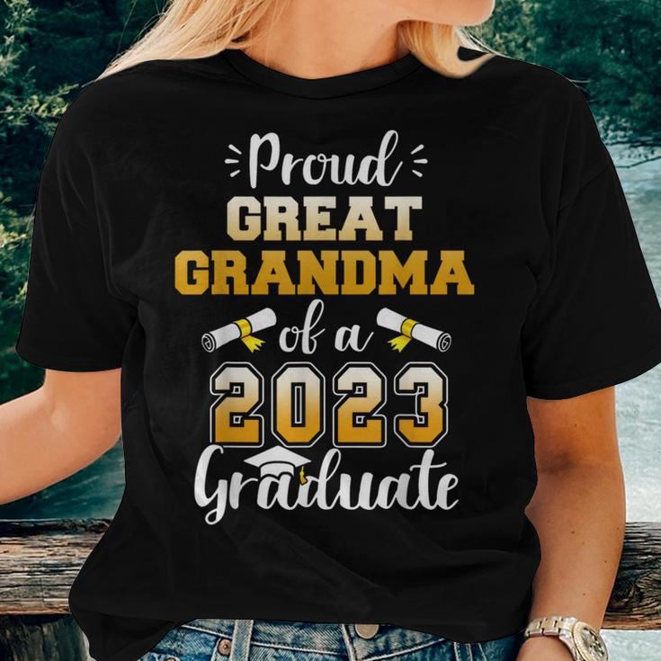 Proud Great Grandma Of Class Of 2023 Graduate For Graduation Women T-shirt Gifts for Her