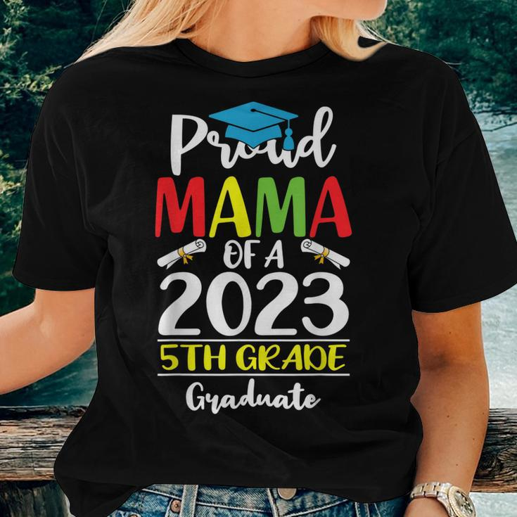 Proud Mama Of A Class Of 2023 5Th Grade Graduate Women T-shirt Gifts for Her