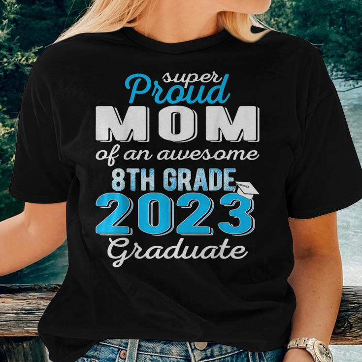 Proud Mom Of 8Th Grade Graduate 2023 Middle School Grad Women T-shirt Gifts for Her