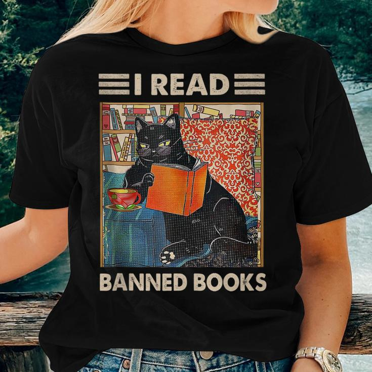 I Read Banned Books Black Cat Reader Bookworm Women Women T-shirt Gifts for Her