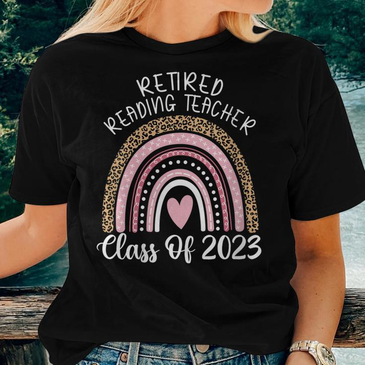 Retired Reading Teacher Class Of 2023 Leopard Rainbow Women T-shirt Gifts for Her