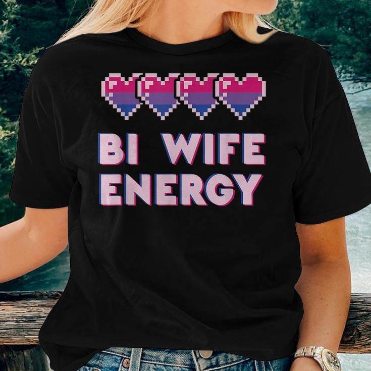 Retro Bi Wife Energy Lgbt Pride Bisexual Flag Gay Marriage Women T-shirt Crewneck Gifts for Her