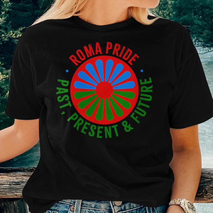 Roma Traveller Romani Flag Roma Pride Women T-shirt Gifts for Her