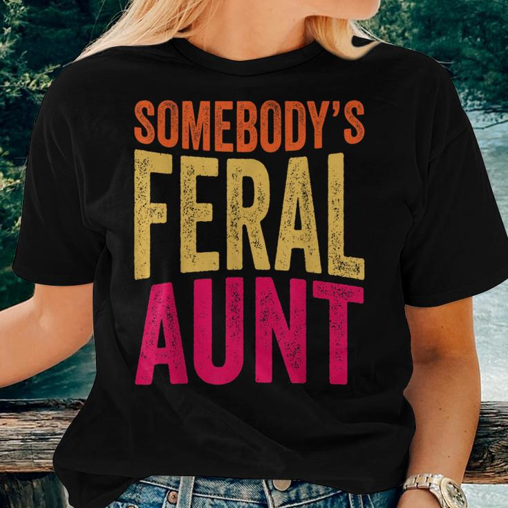 Somebodys Feral Aunt Groovy Aunty Women Aunts Auntie Women T-shirt Gifts for Her