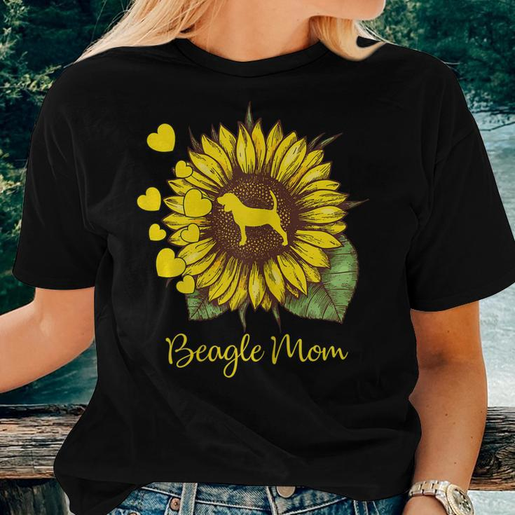 Sunflower Dog Mom For Beagle Lovers Women T-shirt Gifts for Her