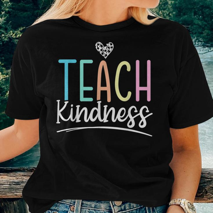 Teach Kindness Be Kind Inspirational Motivational Women T-shirt Gifts for Her