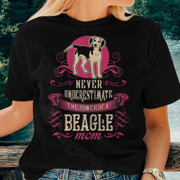 Never Underestimate Power Of Beagle Mom Women T-shirt Gifts for Her