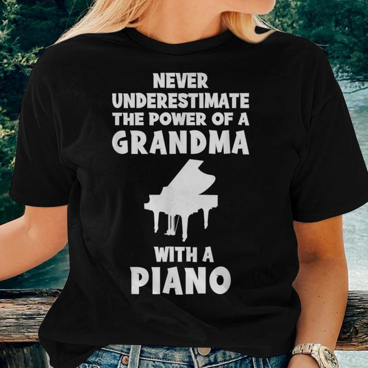 Never Underestimate The Power Of A Grandma With A Piano Women T-shirt Gifts for Her