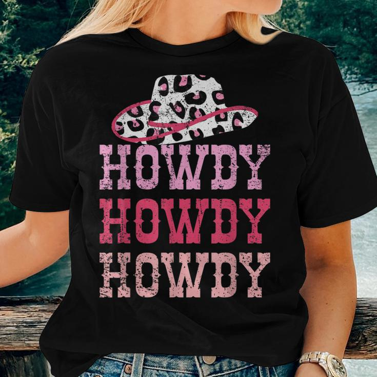 Vintage Pink Howdy Rodeo Western Country Southern Cowgirl Women T-shirt Gifts for Her