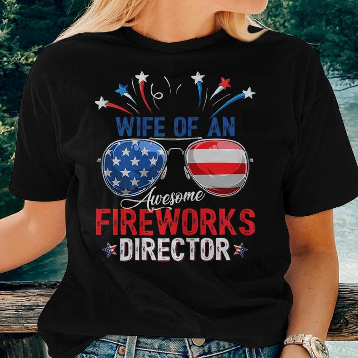 Wife Of An Awesome Fireworks Director 4Th Of July Women T-shirt Gifts for Her