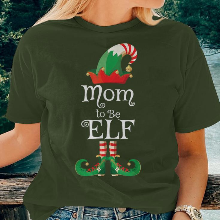 Mom To Be Elf Christmas Pregnancy Announcement Women T-shirt Gifts for Her