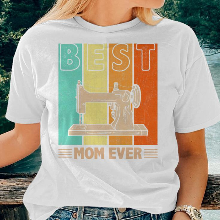 Best Sewing Mom Ever Retro Graphic Mama Women T-shirt Crewneck Gifts for Her