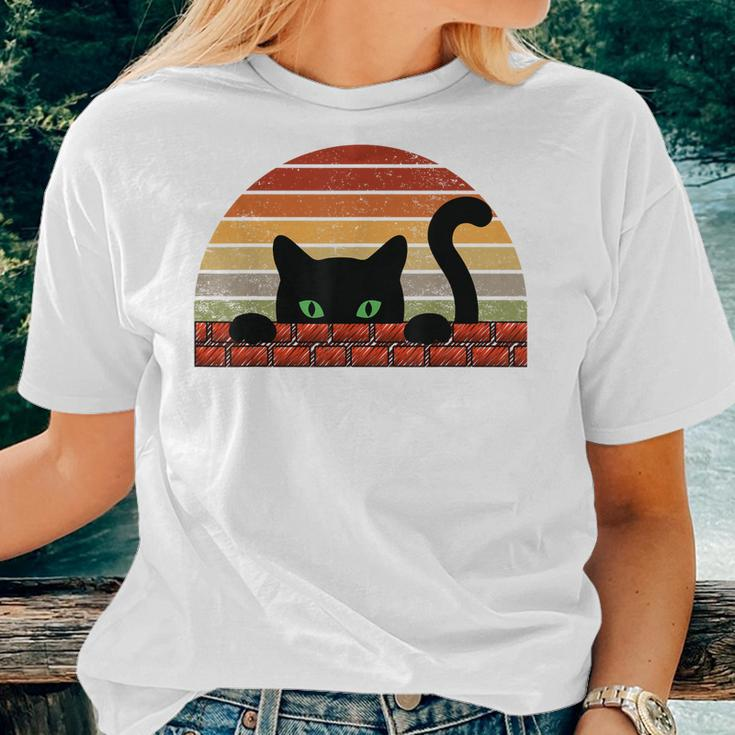 Black Cat Retro For Cat Lovers Cat Mother Cat Mom Cat Dad Women T-shirt Gifts for Her