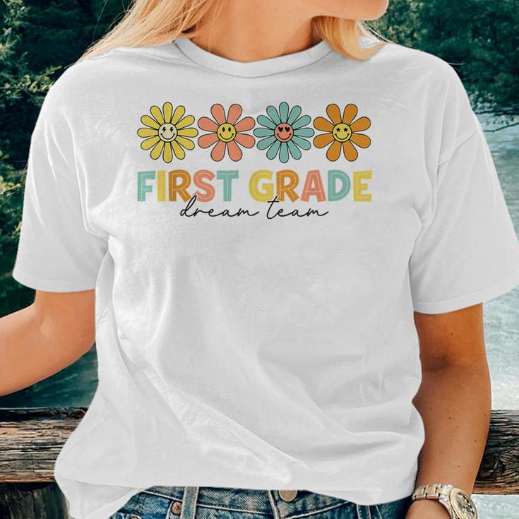 First Grade Dream Team Retro Groovy First Day Of School Women T-shirt Gifts for Her