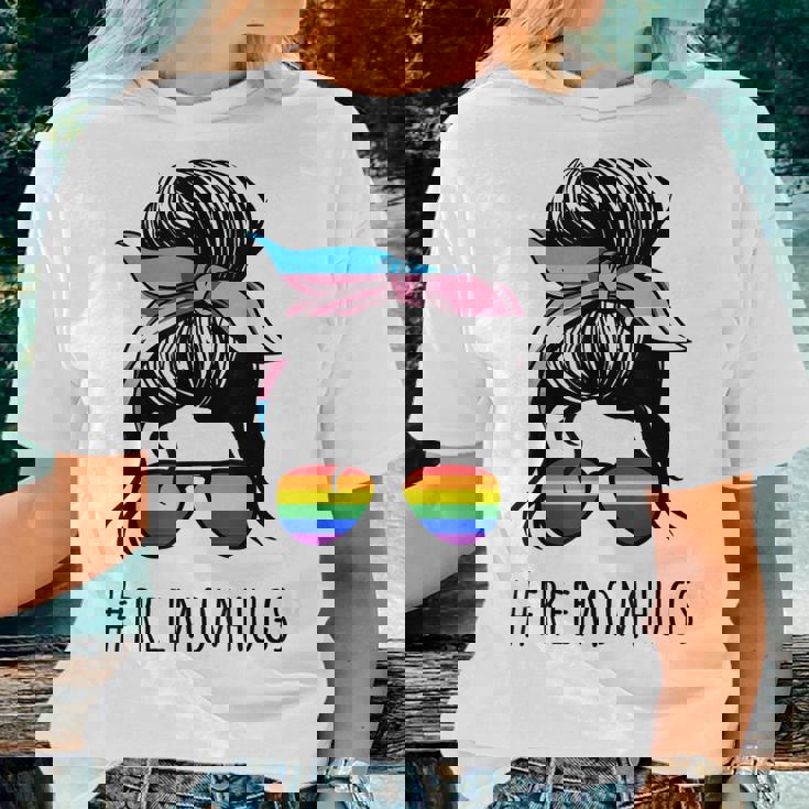 Débardeur Femme "Gay Mom Messy Hair Bun" - Couleur Arc-en-Ciel - Cadeau LGBTQ+ Pride