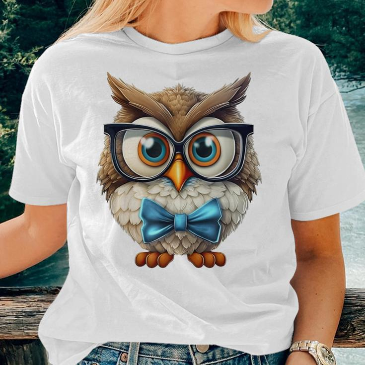 Grandma Owl Teacher Graphic For Bird Watchers Women T-shirt Gifts for Her