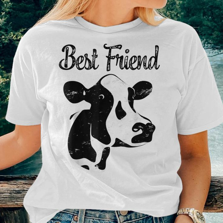 Holstein Cow Is Best Friend Farmer Girl Women T-shirt Gifts for Her