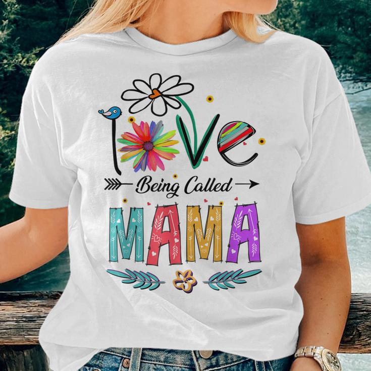 I Love Being Called Mama Mom Daisy Flower Cute Women T-shirt Gifts for Her