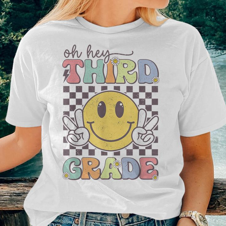 Oh Hey Third Grade Hippie Smile Face 3Rd Grade Team Women T-shirt Gifts for Her