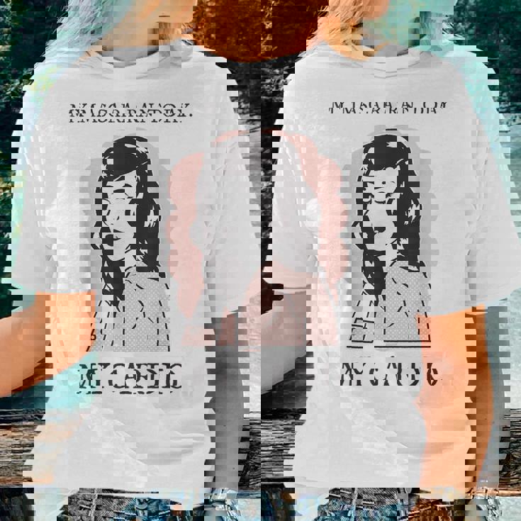 Retro Sarcastic 50'S Housewife Memes Sarcastic Cardio Quote Women T-shirt Gifts for Her