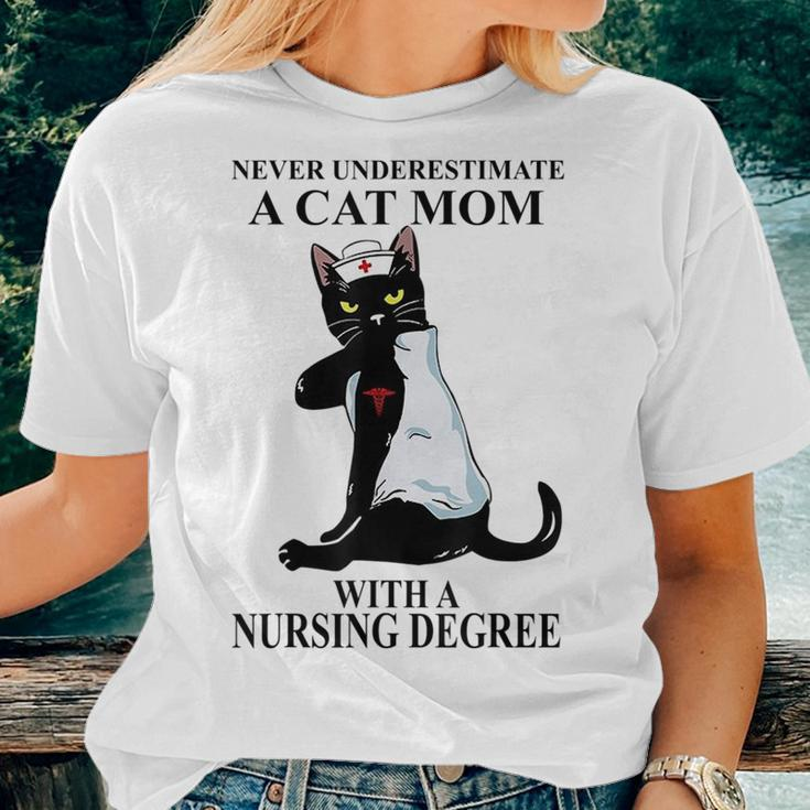 Never Underestimate A Cat Mom With A Nursing Degree For Mom Women T-shirt Crewneck Gifts for Her