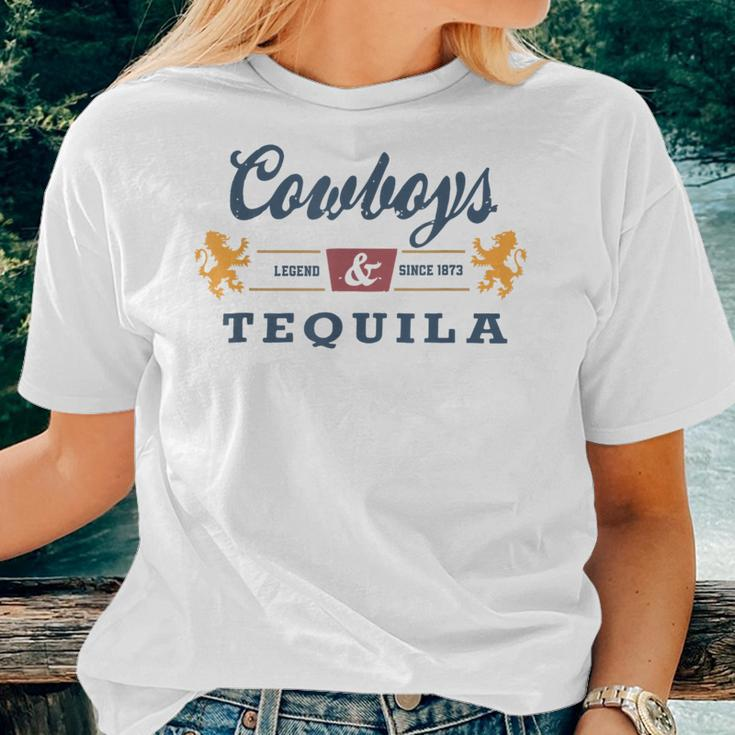 Vintage Cowboys And Tequila Western Tequila Drinking Drinking s Women T-shirt Gifts for Her