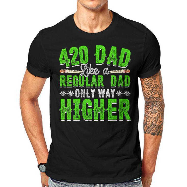 Weed Dad Pot Fathers Day Cannabis Marijuana Papa Daddy  Gift For Womens Gift For Women Men T-shirt Crewneck Short Sleeve