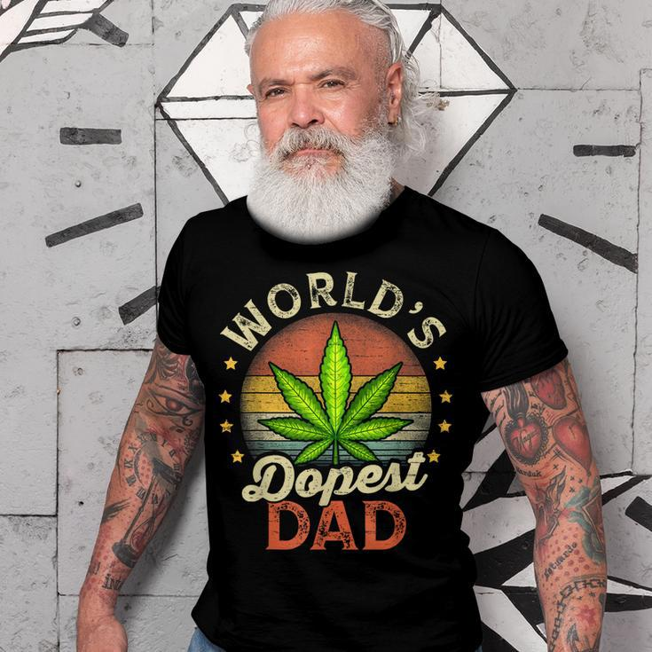 Funny Fathers Day 420 Weed Dad Vintage Worlds Dopest Dad Gift For Women Men T-shirt Crewneck Short Sleeve