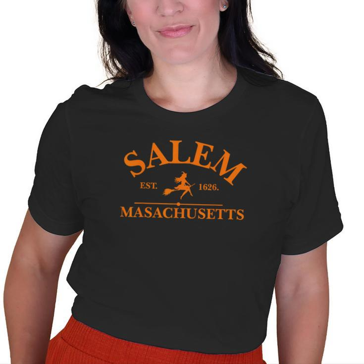 Salem Est 1626 Massachusetts Vintage Halloween Witch Old Women T-shirt