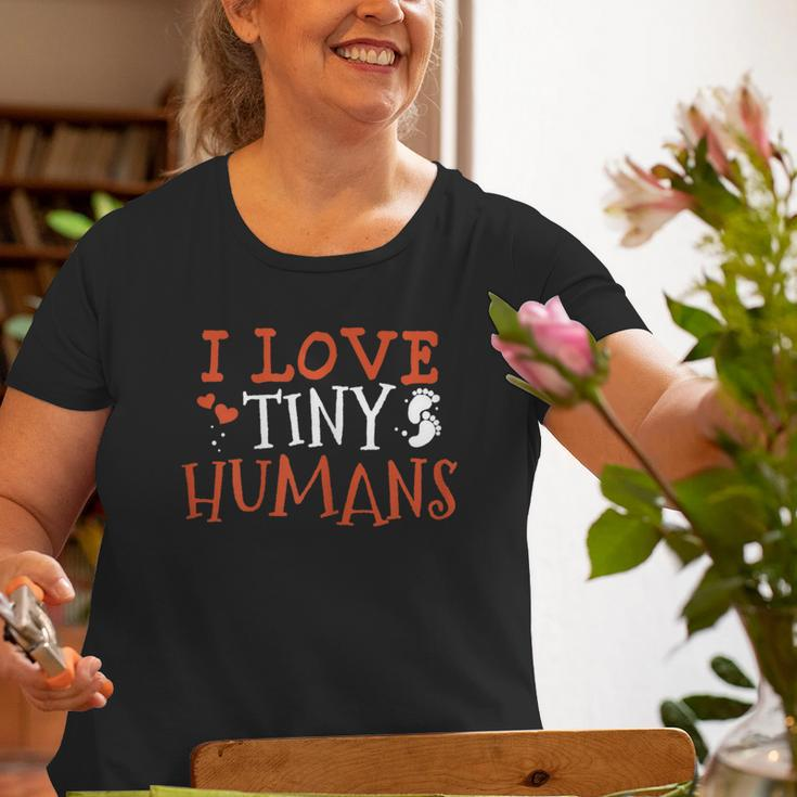 I Love Tiny Humans Neonatal Nurse Nicu Nursing Student Old Women T-shirt Gifts for Old Women