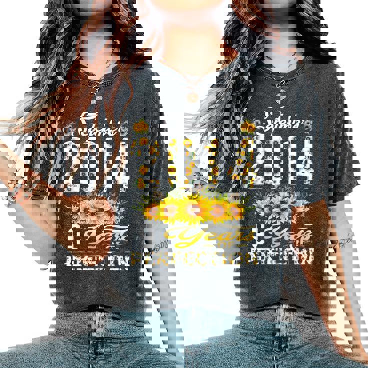 9 Year Old Born In September 2014 Floral 9Th Birthday Women's Oversized Comfort T-Shirt