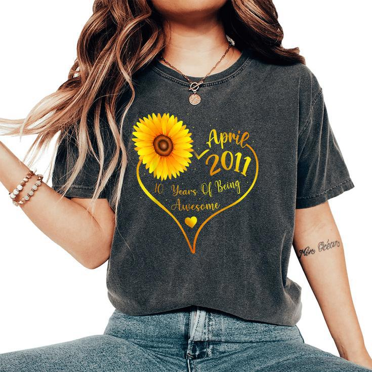 April 2011 10Th Birthday For Women Sunflower Lovers Women's Oversized Comfort T-shirt