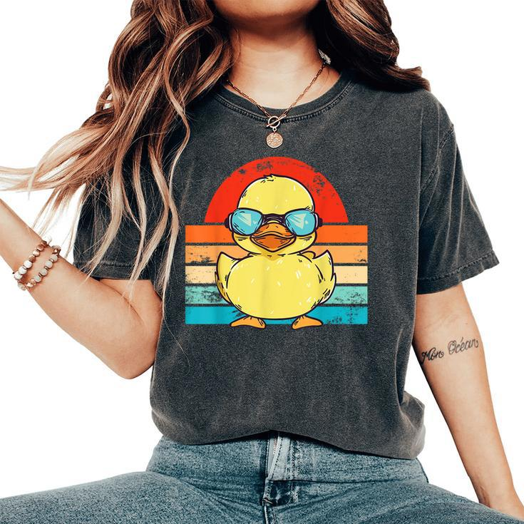 Cool Retro Yellow Duck In Sunglasses 70S 80S Duck Women's Oversized Comfort T-Shirt