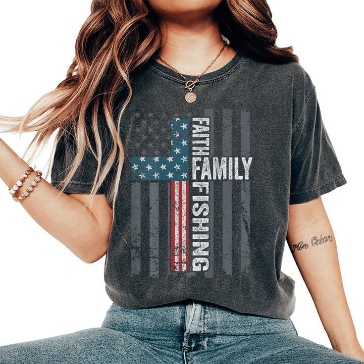 Faith Family Fishing Usa Christian Cross Flag On Back Women's Oversized Comfort T-Shirt