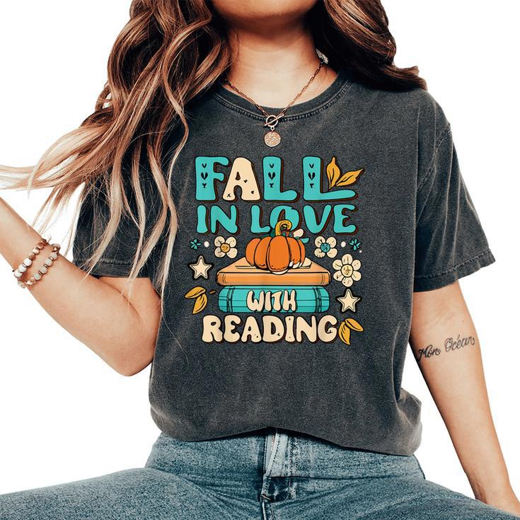 Fall In Love With Reading Book Autumn Pumpkins And Teachers Women's Oversized Comfort T-Shirt