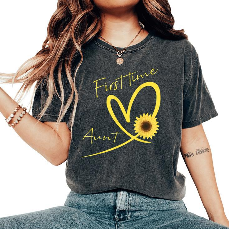 First Time Aunt Sunflower Heart Women's Oversized Comfort T-shirt