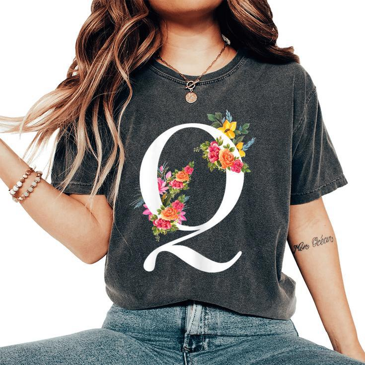 Floral Alphabet Letter First Name With Q Flower Women's Oversized Comfort T-Shirt