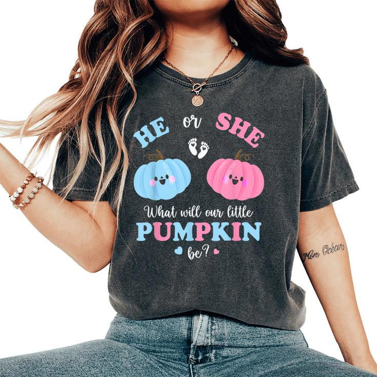 Gender Reveal Party Cute Pumpkin Baby Shower Mom And Dad Women's Oversized Comfort T-Shirt
