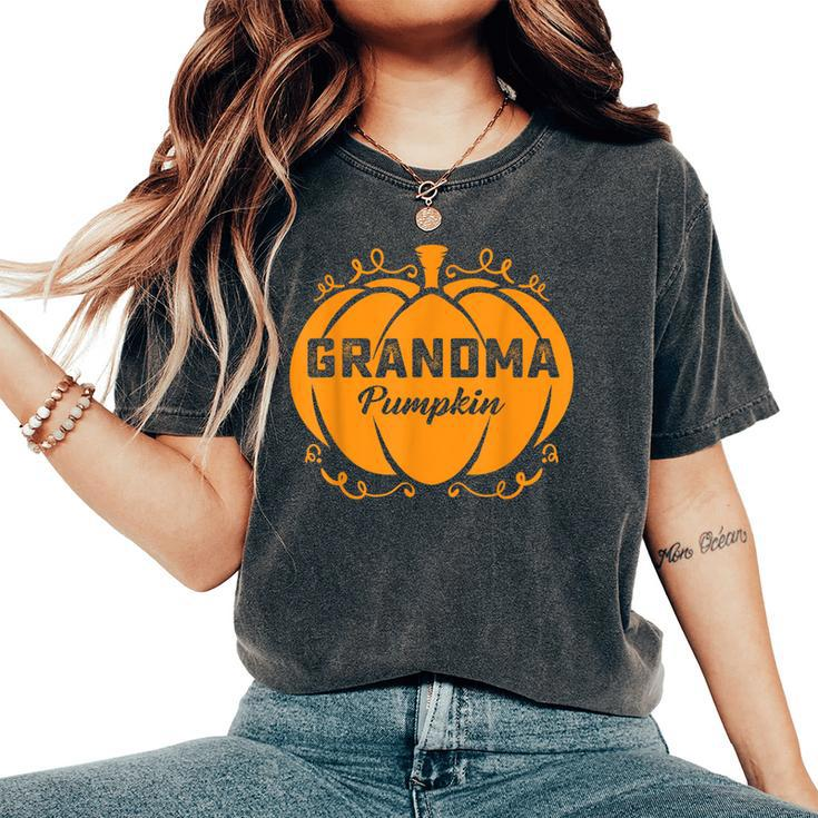 Grandma Pumpkin Halloween Family Costume Thanksgiving Women's Oversized Comfort T-Shirt