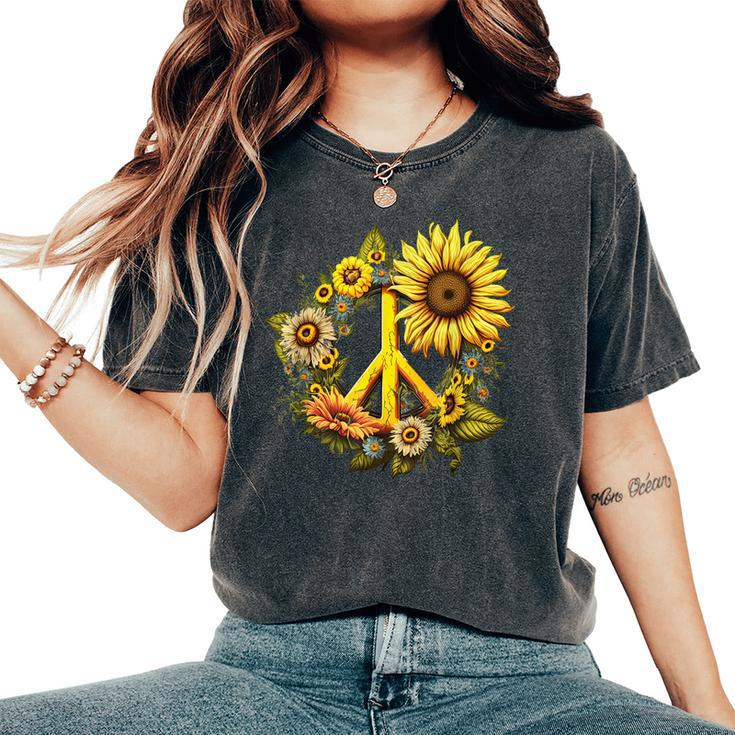 Hippie Daisy Peace Sign Retro Flower Sunflower Lovers Women's Oversized Comfort T-shirt