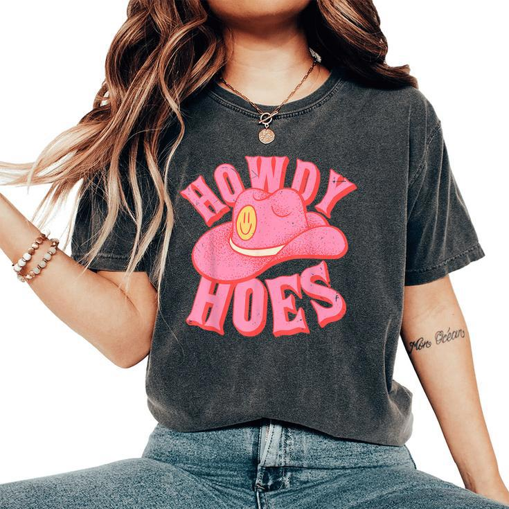 Howdy Hoes Pink Retro Cowboy Cowgirl Western Women's Oversized Comfort T-shirt