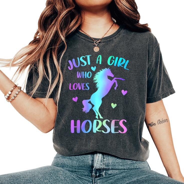 Just A Girl Who Loves Horses Women's Oversized Comfort T-Shirt