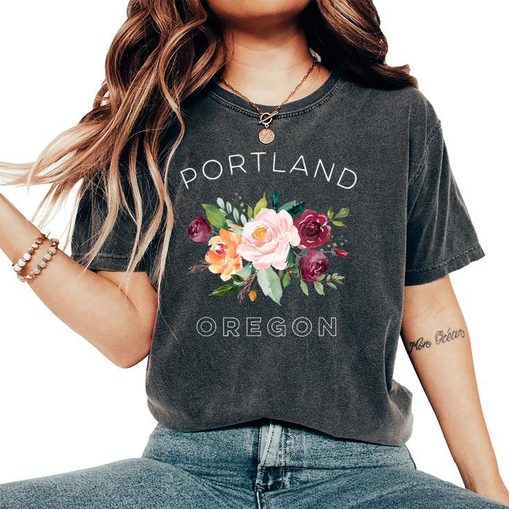 Portland Oregon Rose Lovers Gardeners Women's Oversized Comfort T-Shirt