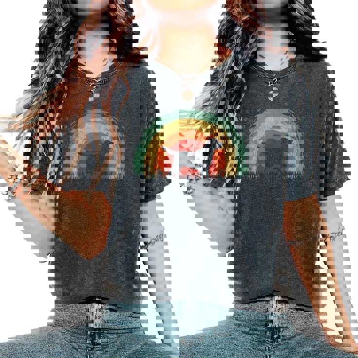 Retro Cavador Vintage Rainbow Dog Women Women's Oversized Comfort T-Shirt