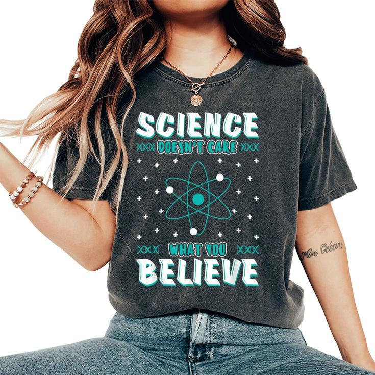 Science Teacher Atom Chemists School Educator Instructor Women's Oversized Comfort T-Shirt