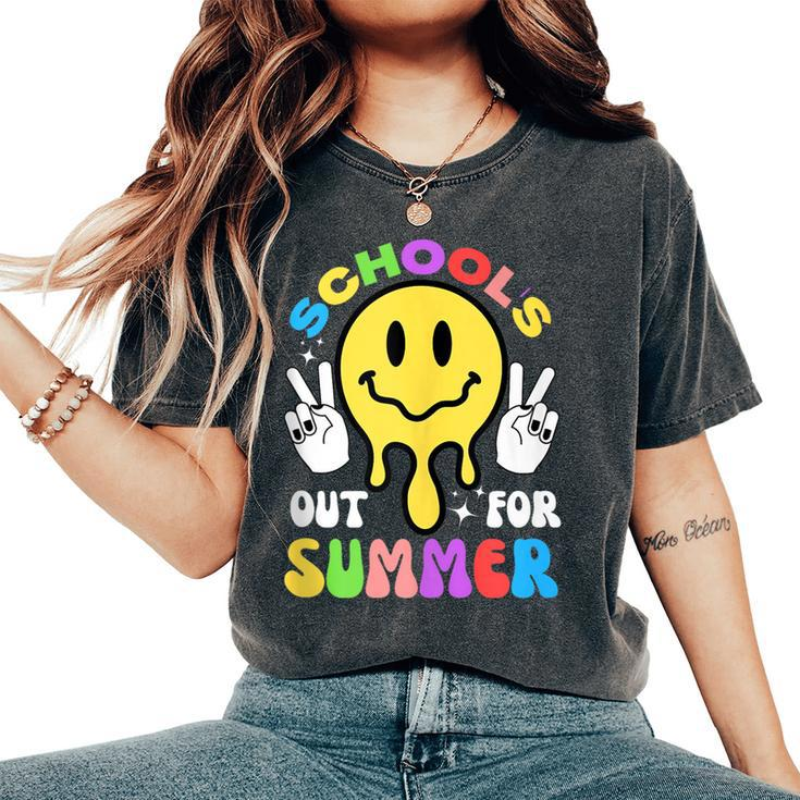 Smile Face Teacher Last Day Of School Schools Out For Summer Women's Oversized Comfort T-shirt