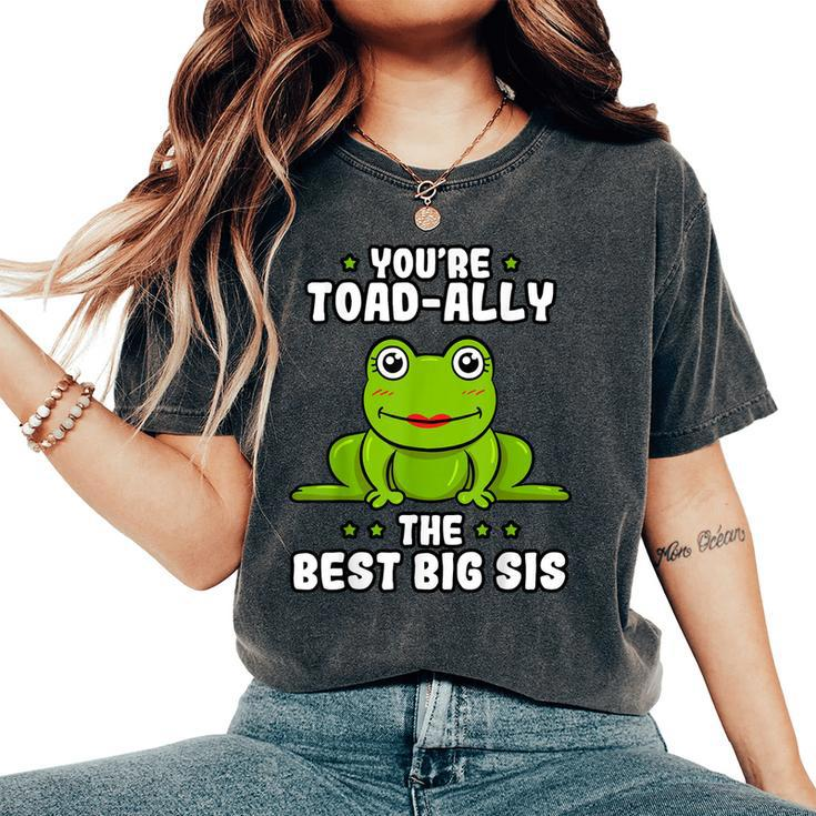 Toadally The Best Big Sis Frog Lover Toad Big Sister Women's Oversized Comfort T-shirt
